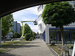 Glas- & Jalousienreinigung