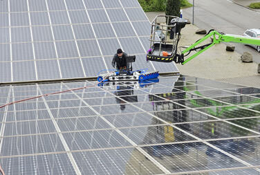 Reinigung von PV-Anlagen