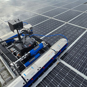 Reinigung von PV-Anlagen